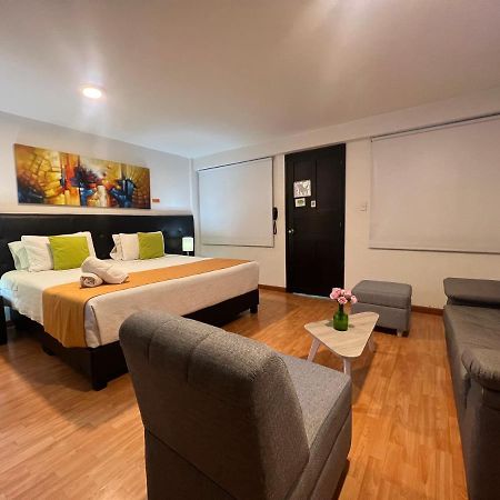 Hotel Ferias Park Богота Экстерьер фото
