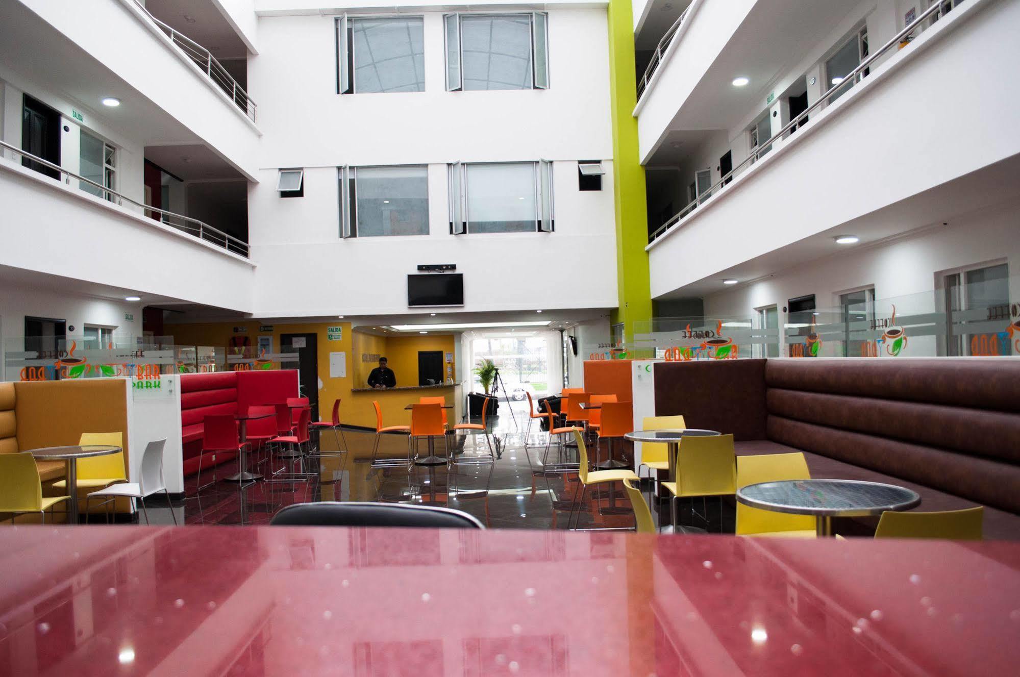 Hotel Ferias Park Богота Экстерьер фото